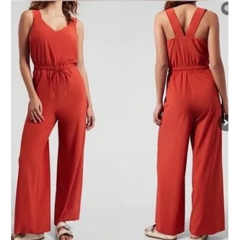 Athleta Savannah Jumpsuit Red Wide Leg V-Neck Sleeveless Size 4 NWT 798378